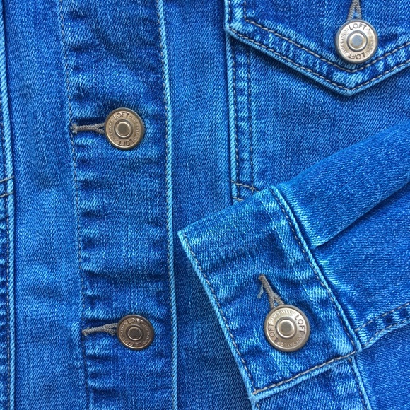 Ann Taylor LOFT - Stretchy Denim Jacket - Picture 5 of 10